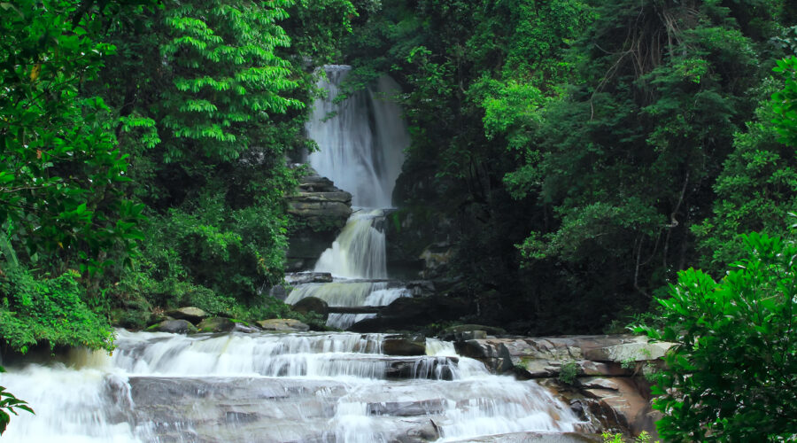 น้ำตกสิริธาร